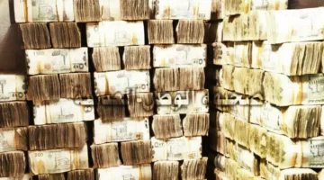 اتساع الفجوة السعرية للدولار بين عدن وصنعاء لتسجل فارقاً تاريخياً يصل لـ 1000 ريال